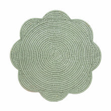  Pale Green Rattan Scallop Placemat