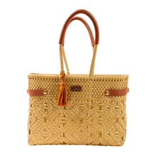  Medium Basket Tote Braided beige/brown