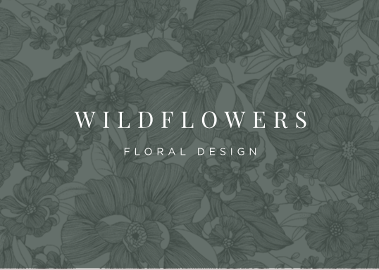 Holly and Fretwork Dinner Plate