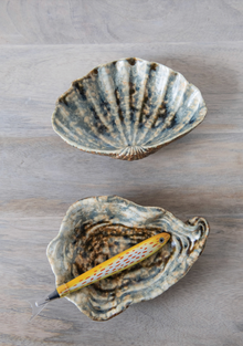  Stoneware Shell Dish