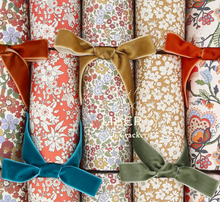  Liberty Fall Crackers with Bows