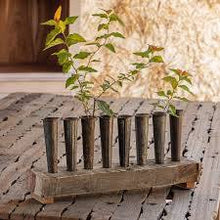  Primitive Wood Flower Centerpiece