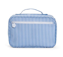  Bundle Up Hanging Toiletry Bag